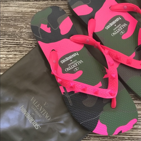 Valentino Havianas, Neon Pink and Camo 7/8 US - Picture 3 of 4